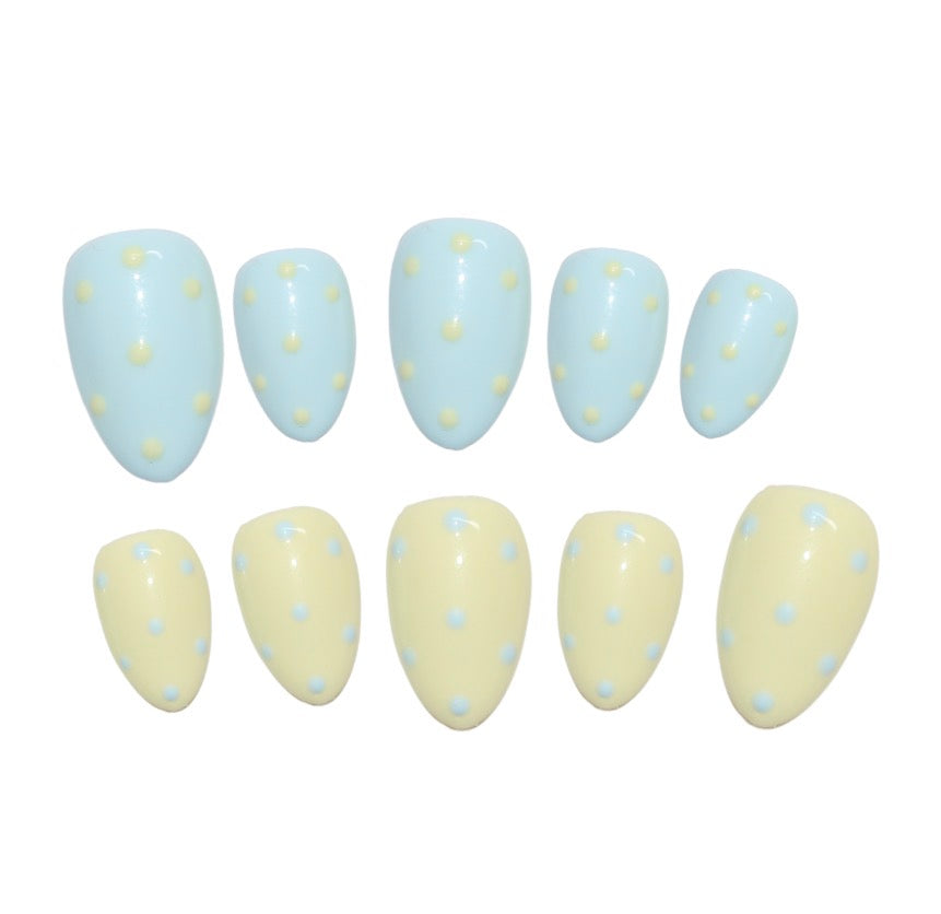 Polka dots - Press On Nails