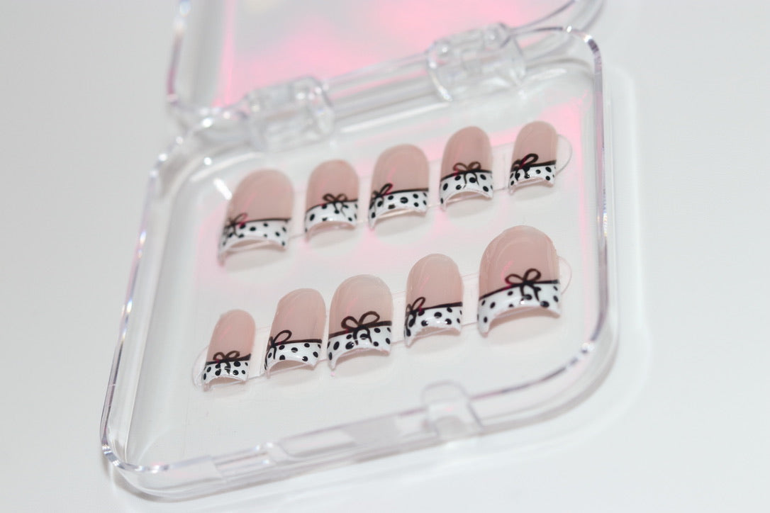 Bow Darling - Press On Nails