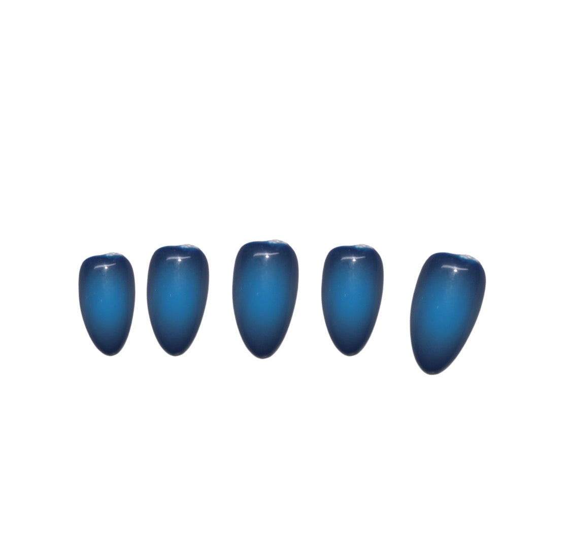 Aura - Press On Nails