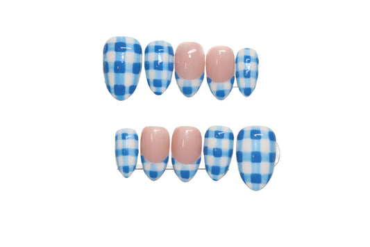 Picnic Date - Press On Nails