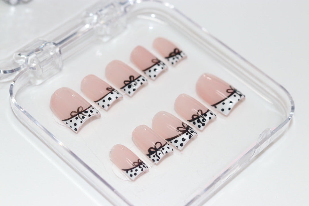 Bow Darling - Press On Nails