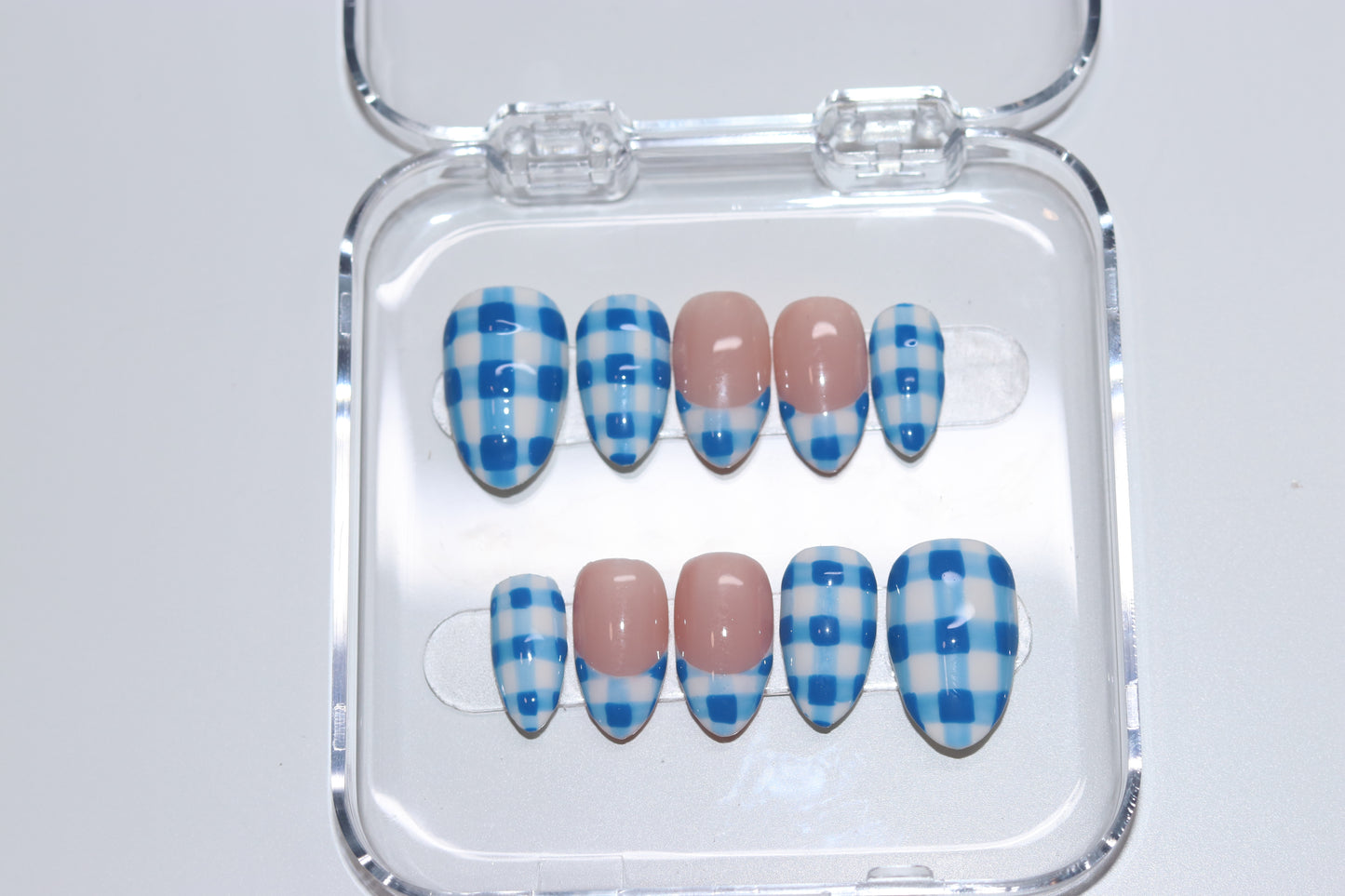 Picnic Date - Press On Nails