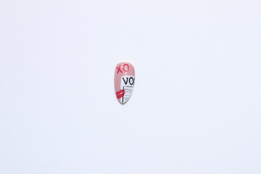 Love letters in Paris - Press On Nails