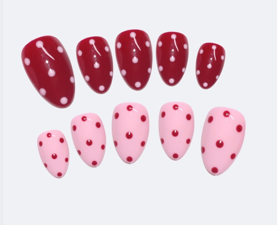 Polka dots - Press On Nails