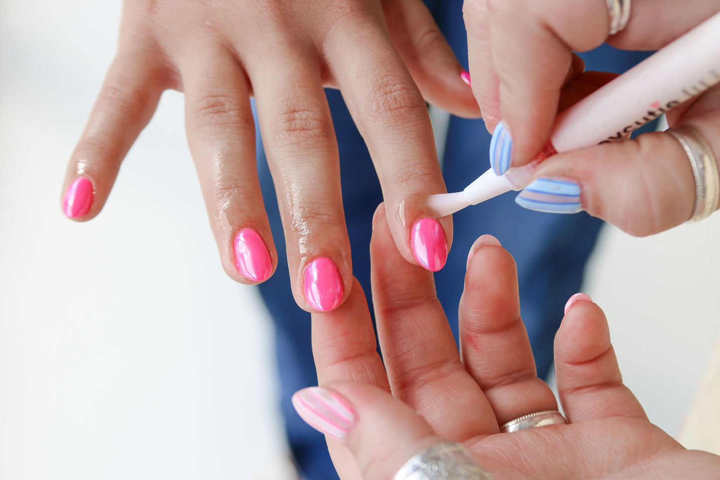 Cuticle Oil Pen (ORANGE)